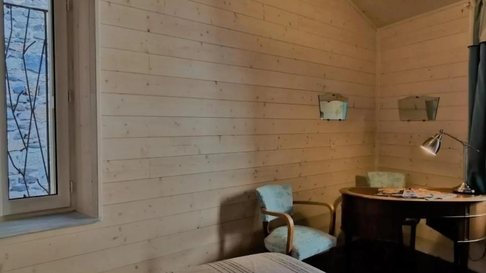 Maison Cosy Avec Cour Privative Au Coeur De L'Auvergne - Fr-1-582-316 Holiday home Lempdes sur Allagnon