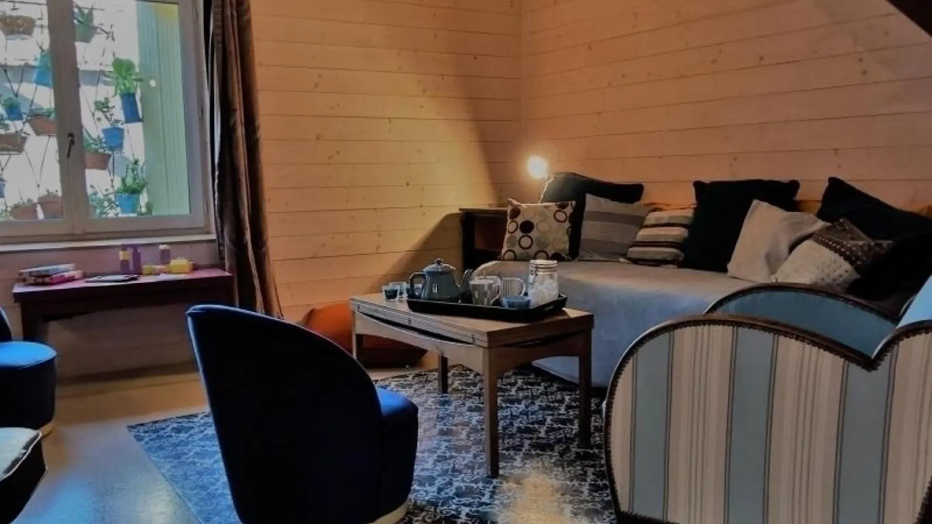 Maison Cosy Avec Cour Privative Au Coeur De L'Auvergne - Fr-1-582-316 Lempdes sur Allagnon